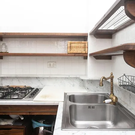 M166 - Trilocale Con Aria Condizionata A 50 Mt Dal Mare